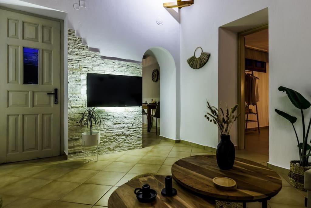 סקופלוס טאון Villa Koukounaria מראה חיצוני תמונה