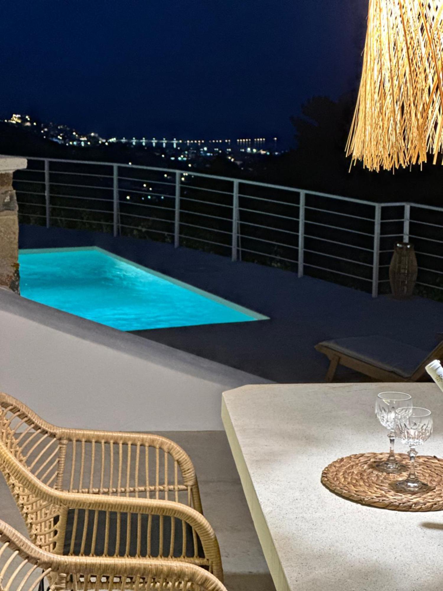 סקופלוס טאון Villa Koukounaria מראה חיצוני תמונה
